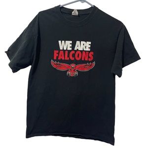 Port & Company Shirt Men Medium Black Cotton Falcons Bird Lightweight Casual Tee